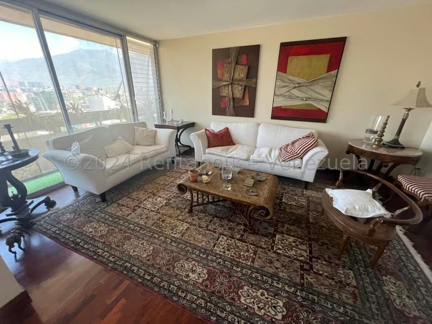 Apartamento (1 Nivel) en Alquiler en Lomas de Las Mercedes, Distrito Metropolitano - 24