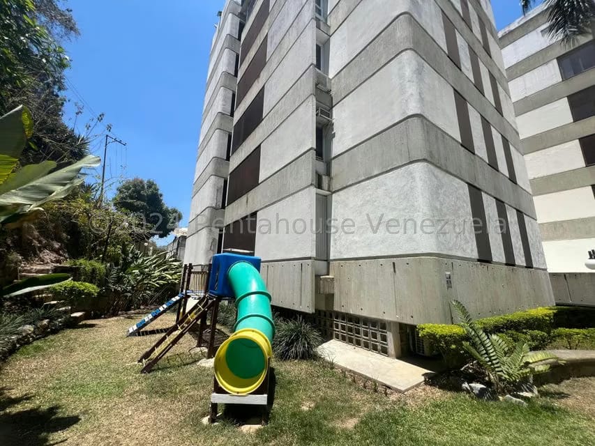 Apartamento (1 Nivel) en Alquiler en Lomas de Las Mercedes, Distrito Metropolitano - 6
