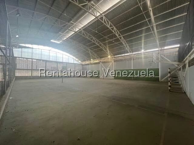 Comercial (Galpon - Deposito) en Venta en Rio Tuy, Miranda - 11