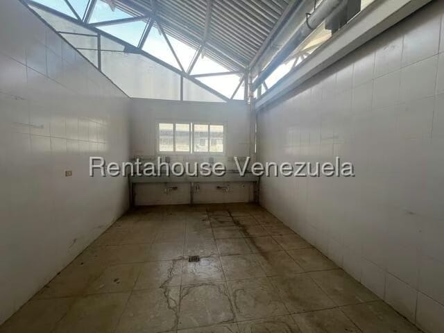 Comercial (Galpon - Deposito) en Venta en Rio Tuy, Miranda - 14