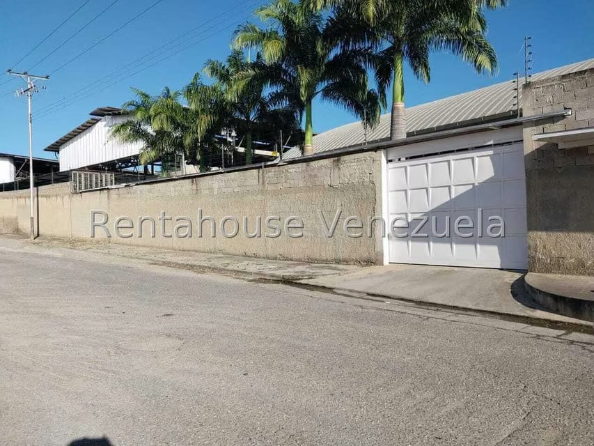 Comercial (Galpon - Deposito) en Venta en Rio Tuy, Miranda - 31
