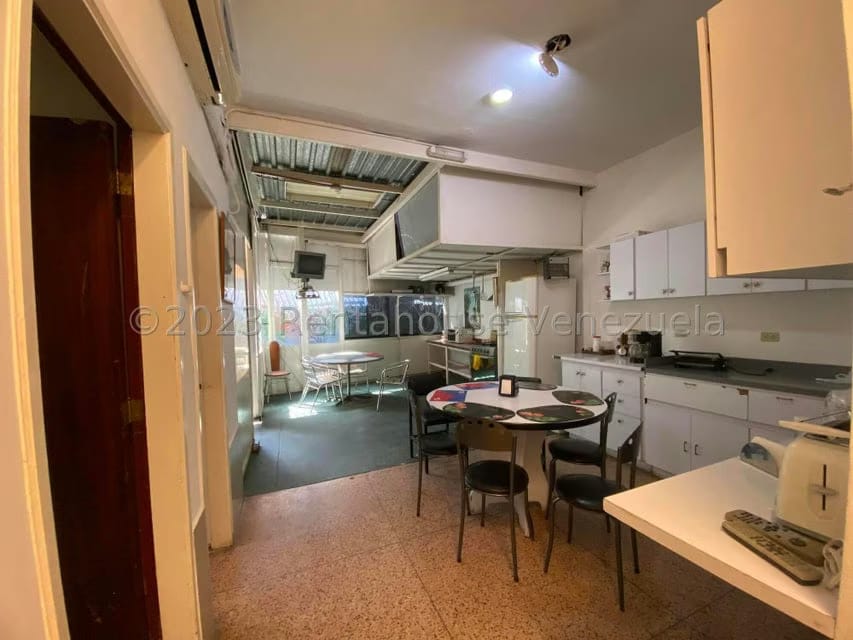 Comercial (Oficina) en Alquiler en Bello Monte, Distrito Metropolitano - 9