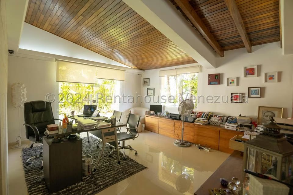 Casa (Duplex) en Venta en La Boyera, Distrito Metropolitano - 3