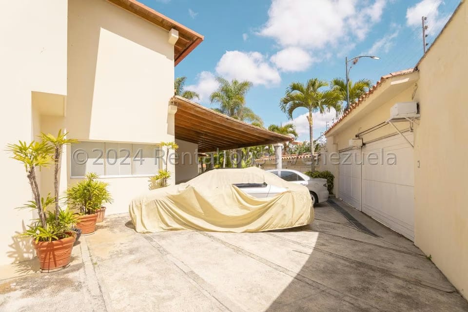 Casa (Duplex) en Venta en La Boyera, Distrito Metropolitano - 29