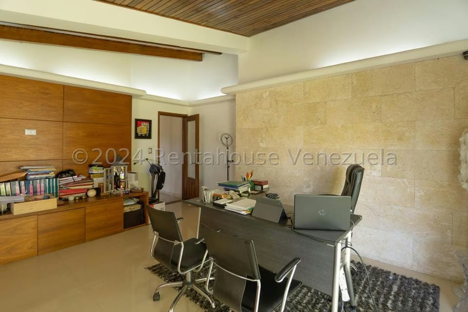 Casa (Duplex) en Venta en La Boyera, Distrito Metropolitano - 4