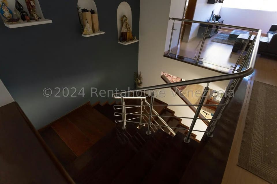 Casa (Duplex) en Venta en La Boyera, Distrito Metropolitano - 35