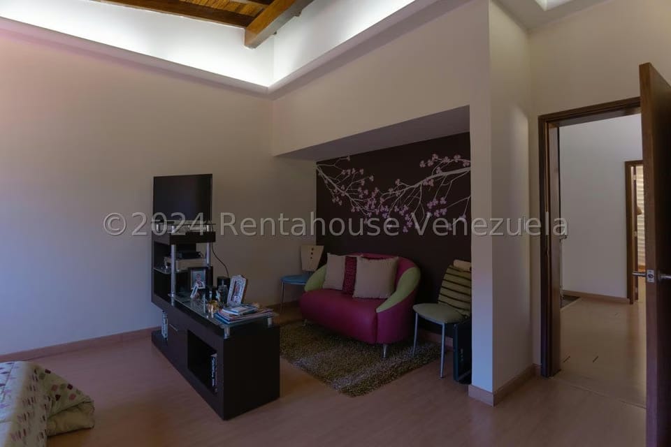 Casa (Duplex) en Venta en La Boyera, Distrito Metropolitano - 48