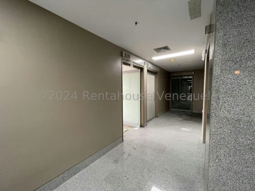 Comercial (Oficina) en Venta en Las Mercedes, Distrito Metropolitano - 2
