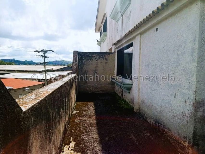 Townhouse (Duplex) en Venta en Club Hipico, Miranda - 12