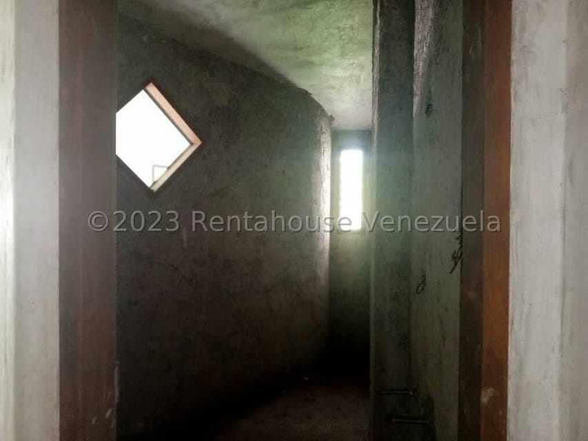 Townhouse (Duplex) en Venta en Club Hipico, Miranda - 26