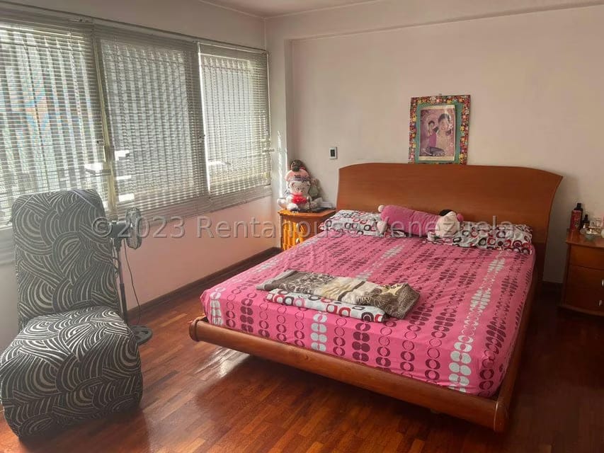 Apartamento (1 Nivel) en Venta en La Florida, Distrito Metropolitano - 13