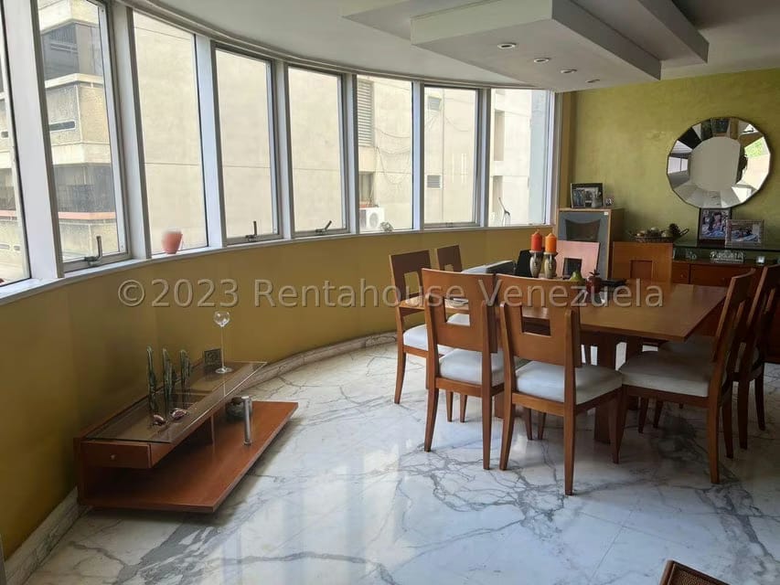 Apartamento (1 Nivel) en Venta en La Florida, Distrito Metropolitano - 6