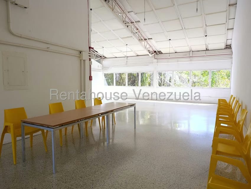 Comercial (Oficina) en Alquiler en Terrazas del Avila, Distrito Metropolitano