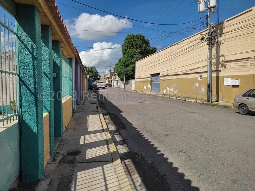 Terreno (Comercial) en Venta en Centro, Aragua - 26