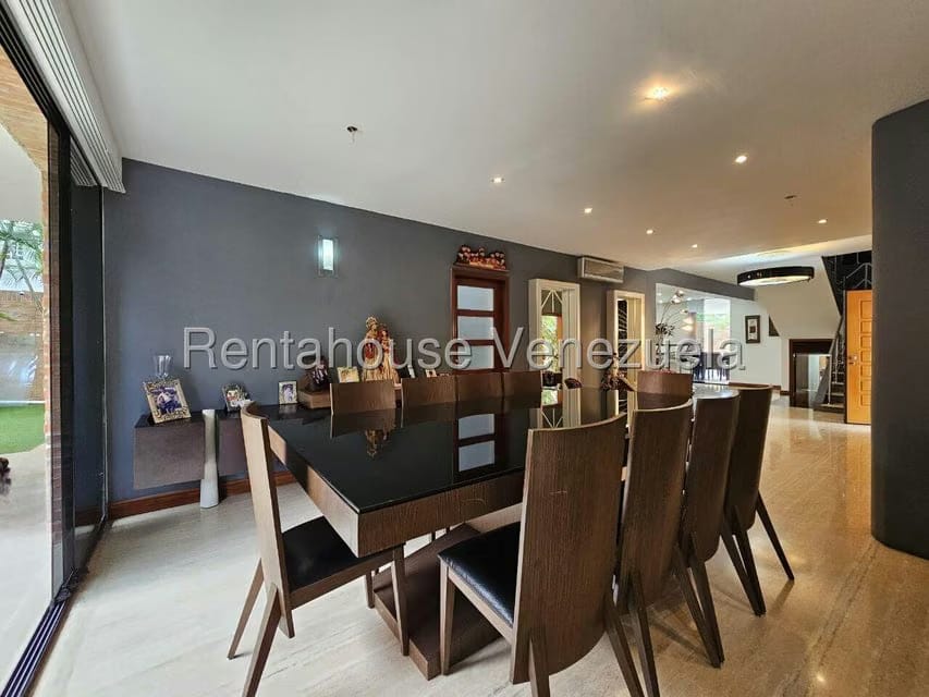 Casa (Duplex) en Venta en Prados del Este, Distrito Metropolitano - 8
