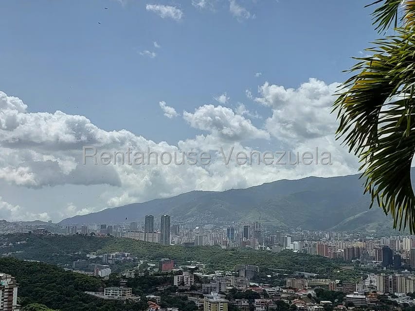 Apartamento (1 Nivel) en Alquiler en Colinas de Bello Monte, Distrito Metropolitano - 16