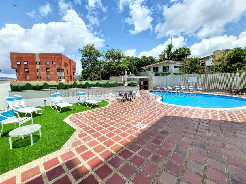 Apartamento (1 Nivel) en Alquiler en Colinas de Bello Monte, Distrito Metropolitano - 29