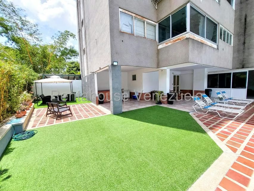 Apartamento (1 Nivel) en Alquiler en Colinas de Bello Monte, Distrito Metropolitano - 34