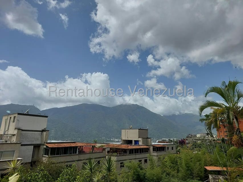 Apartamento (1 Nivel) en Alquiler en Colinas de Bello Monte, Distrito Metropolitano - 44