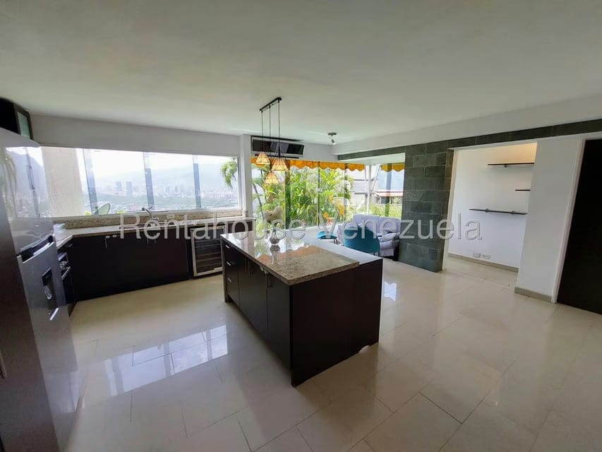 Apartamento (1 Nivel) en Alquiler en Colinas de Bello Monte, Distrito Metropolitano - 10