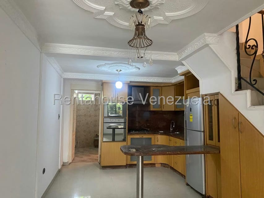 Townhouse (Multiples Niveles) en Venta en Los Jarales, Carabobo - 33