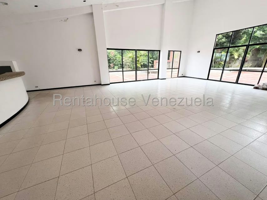 Apartamento (Planta Baja) en Venta en Miranda, Distrito Metropolitano - 32