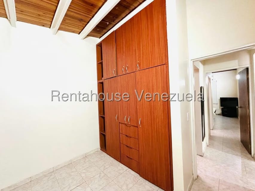 Casa (1 Nivel) en Venta en Roca Nostra, Lara - 10