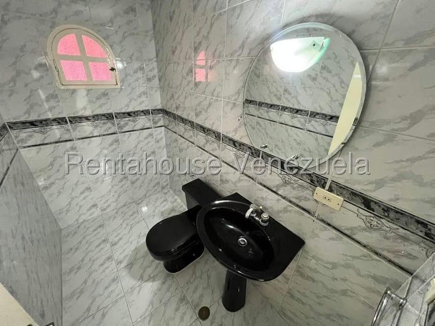 Casa (Multipes Niveles) en Venta en El Limon, Aragua - 12