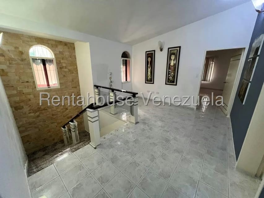 Casa (Multipes Niveles) en Venta en El Limon, Aragua - 58