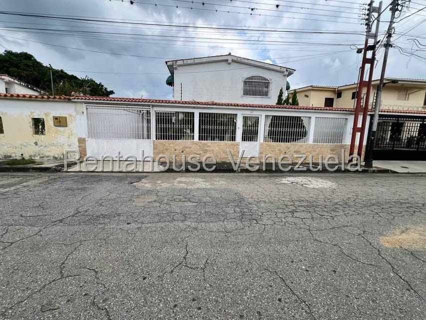 Casa (Multipes Niveles) en Venta en El Limon, Aragua - 76