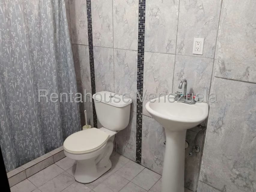 Apartamento (Duplex) en Venta en Parque Caiza, Distrito Metropolitano - 28
