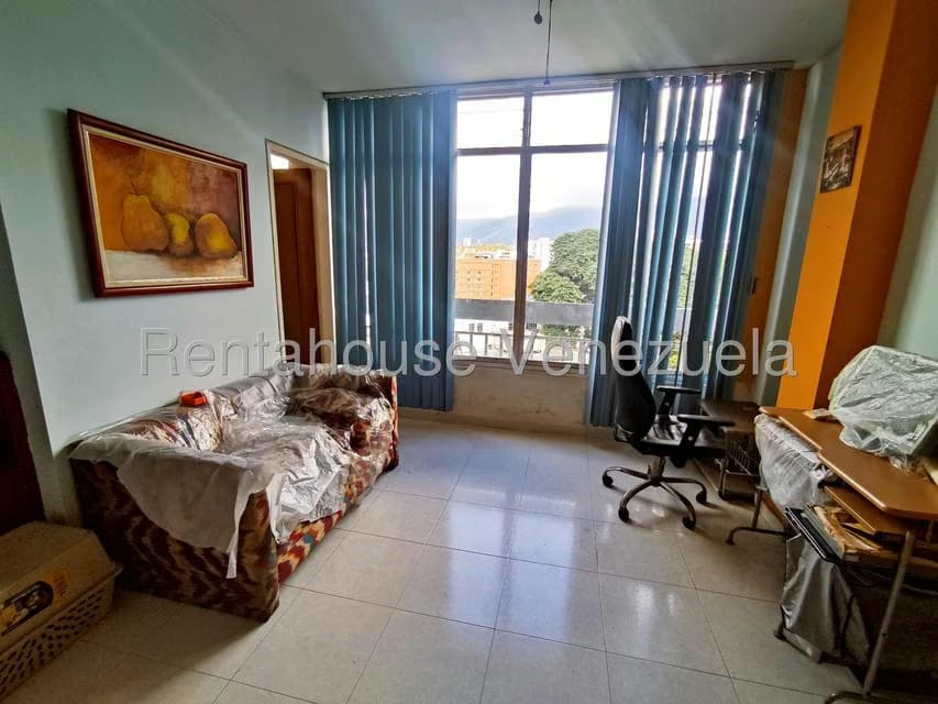 Apartamento (Duplex) en Venta en Los Chaguaramos, Distrito Metropolitano - 23
