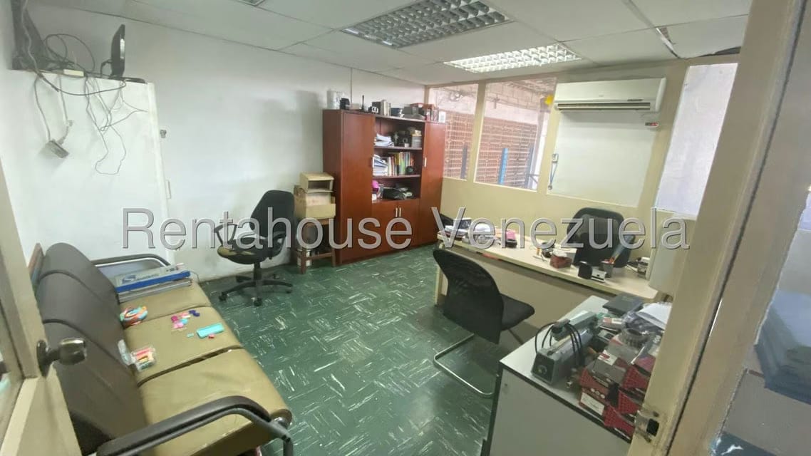 Comercial (Galpon - Deposito) en Venta en Alvarenga, Miranda - 11