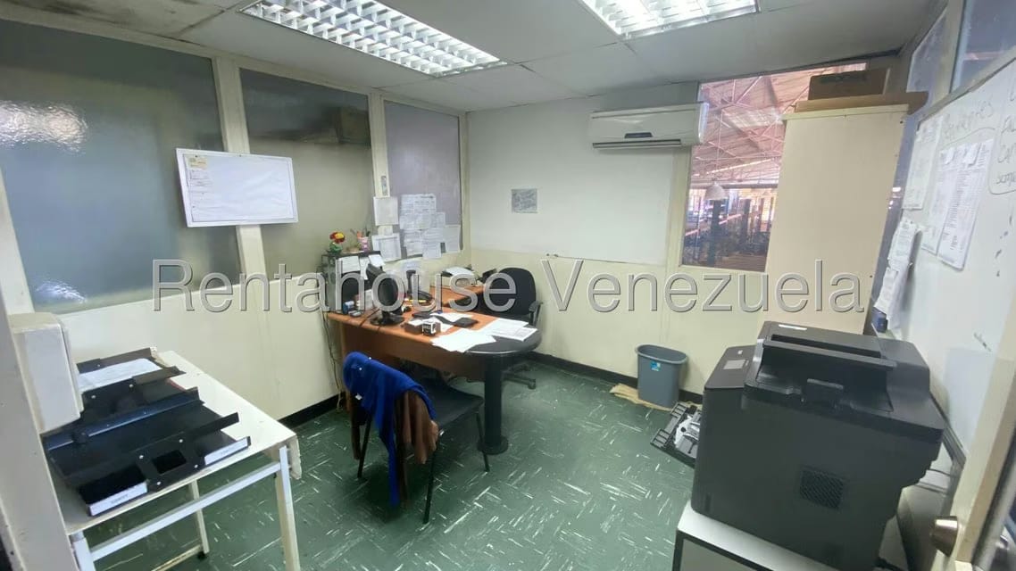 Comercial (Galpon - Deposito) en Venta en Alvarenga, Miranda - 14