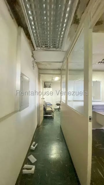 Comercial (Galpon - Deposito) en Venta en Alvarenga, Miranda - 16