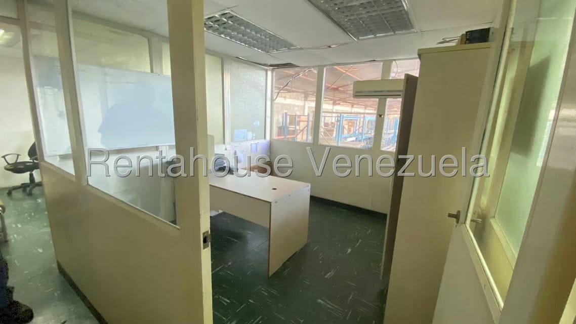 Comercial (Galpon - Deposito) en Venta en Alvarenga, Miranda - 10