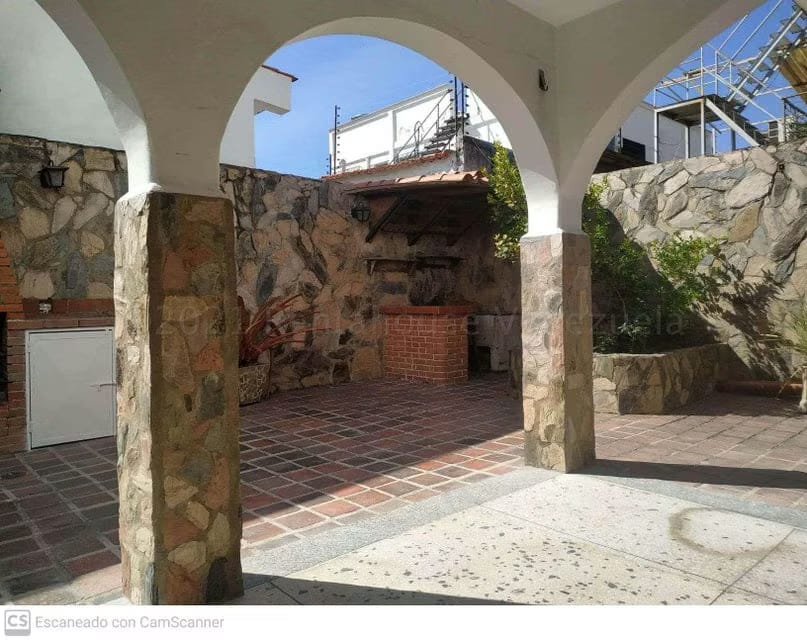 Casa (Duplex) en Venta en Los Naranjos, Carabobo - 26