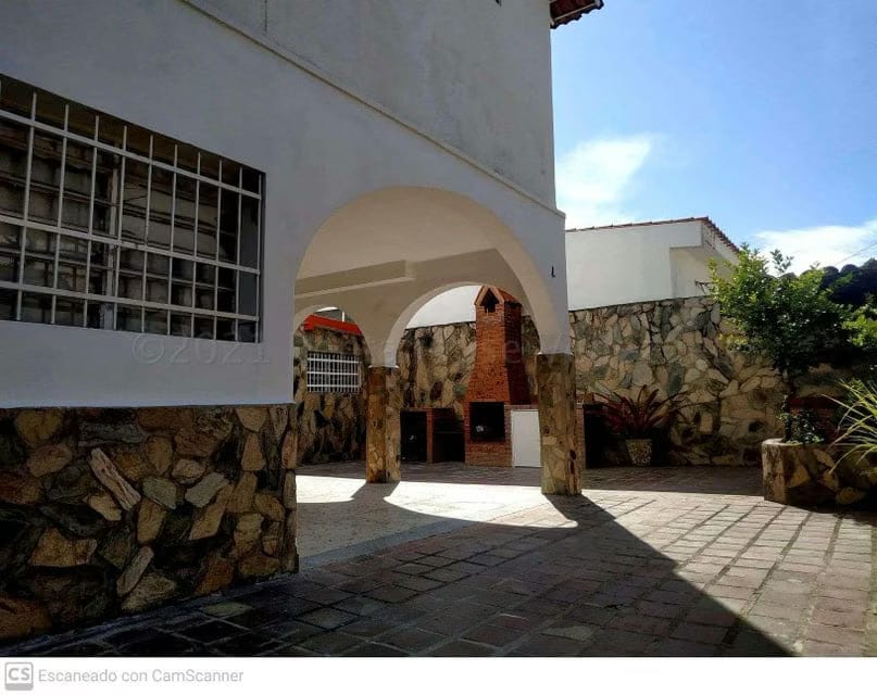 Casa (Duplex) en Venta en Los Naranjos, Carabobo - 29