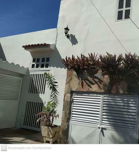 Casa (Duplex) en Venta en Los Naranjos, Carabobo - 10