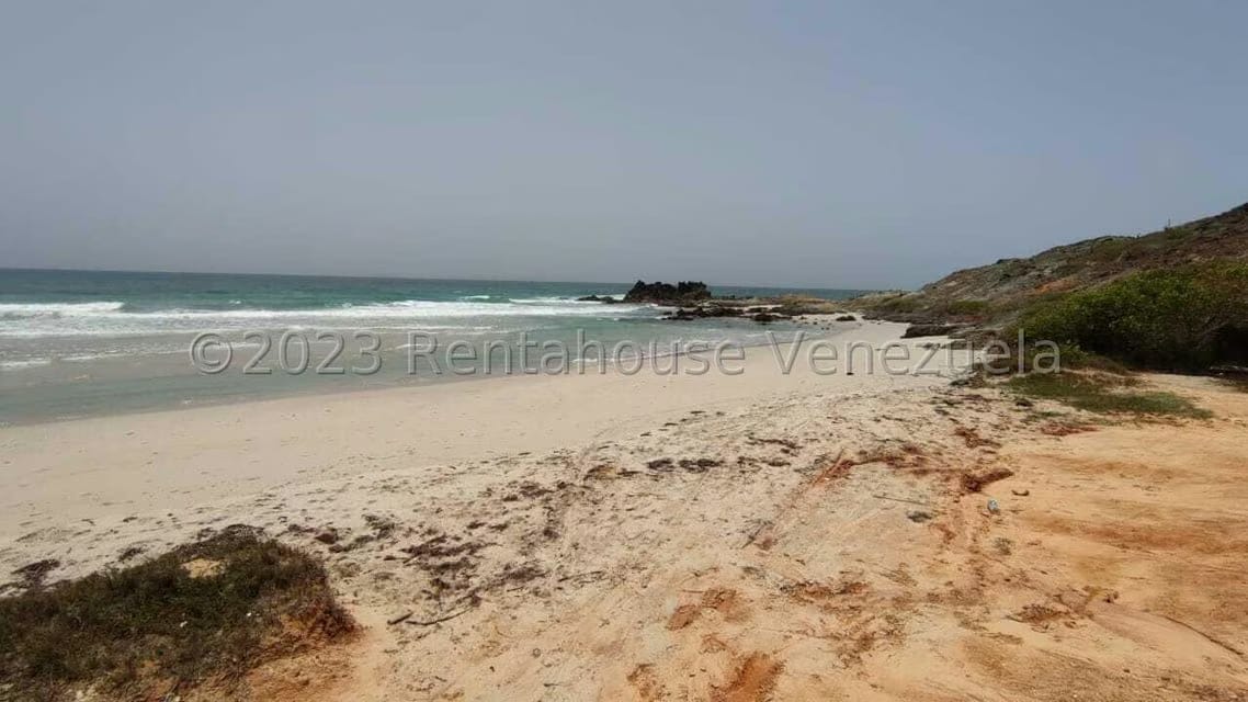 Terreno (Residencial) en Venta en Playa Parguito, Nueva Esparta - 13