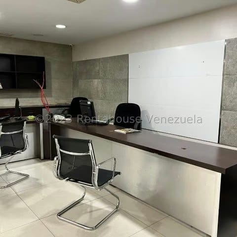 LOCAL COMERCIAL EN VENTA – ELENA MARIN NOBREGA - 2