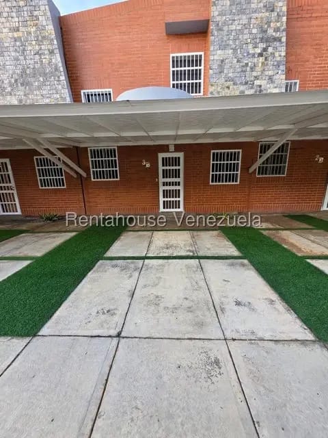 Townhouse (Duplex) en Venta en Flamingo, Falcon - 14