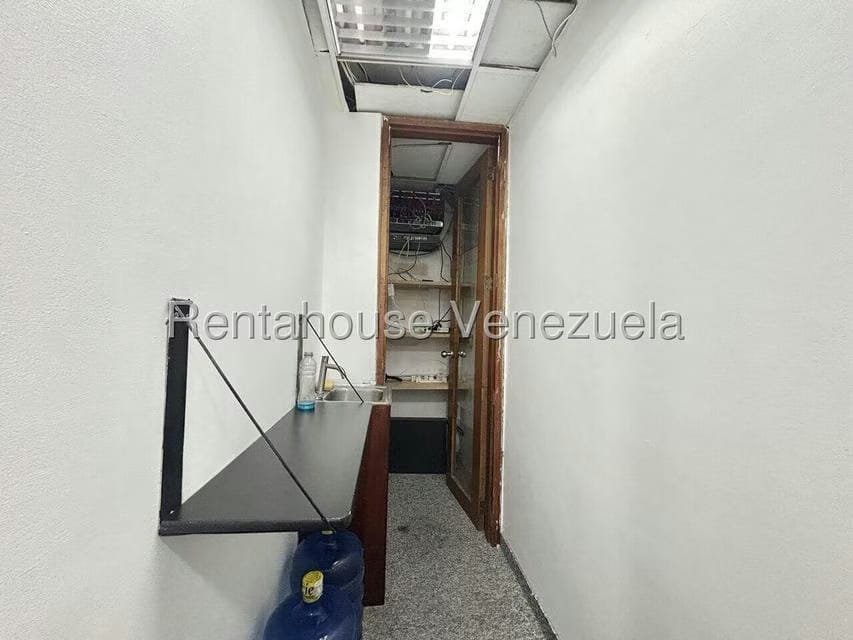 Comercial (Oficina) en Alquiler en La Castellana, Distrito Metropolitano - 9