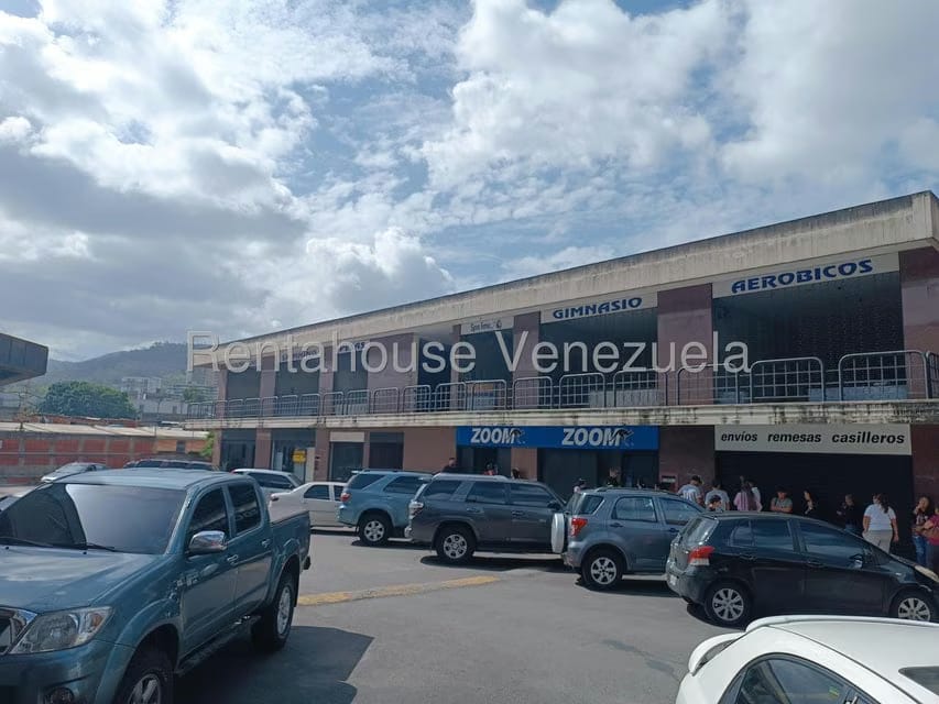 Comercial (Local Comercial) en Alquiler en El Tambor, Miranda - 3