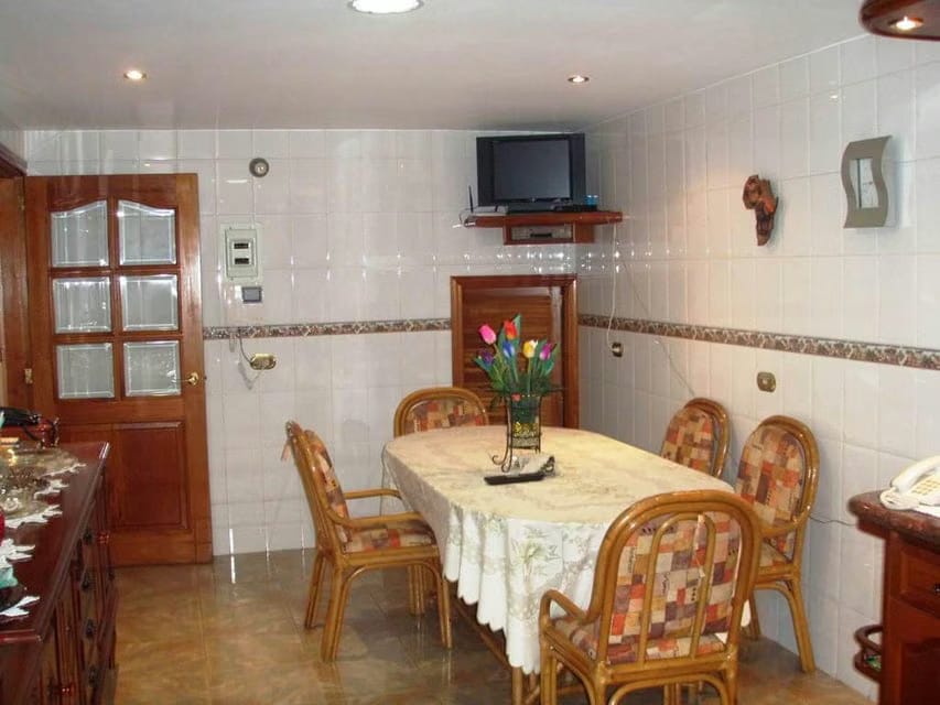 Casa (Duplex) en Venta en El Cafetal, Distrito Metropolitano - 25