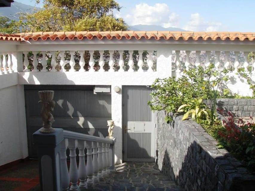 Casa (Duplex) en Venta en El Cafetal, Distrito Metropolitano - 46