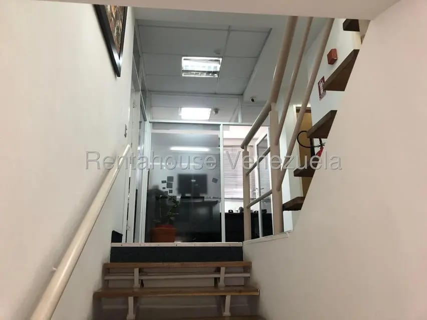 Comercial (Oficina) en Alquiler en La Trinidad, Distrito Metropolitano - 2