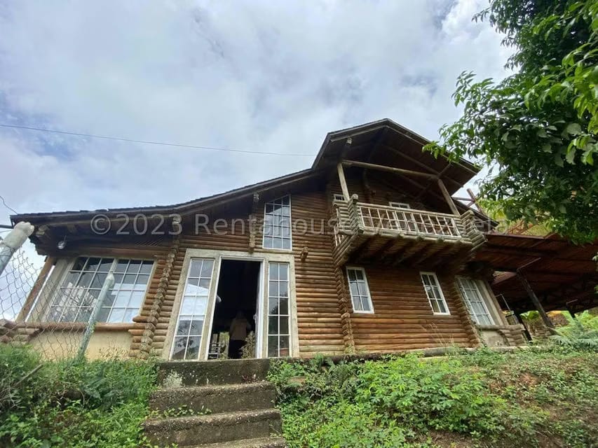 Casa (Multipes Niveles) en Venta en Oripoto, Distrito Metropolitano - 2