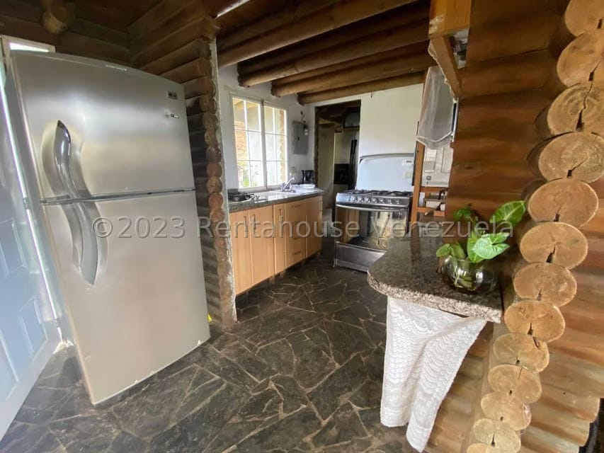 Casa (Multipes Niveles) en Venta en Oripoto, Distrito Metropolitano - 5