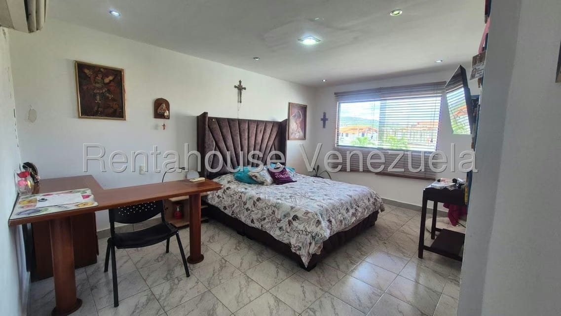Casa (1 Nivel) en Venta en Zona Este, Lara - 28
